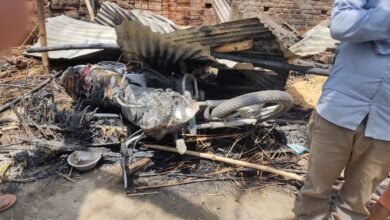 Photo of खीरीडीह में एक आवासीय मकान में लगी आग  लाखों की संपत्ति जलकर हुई राख